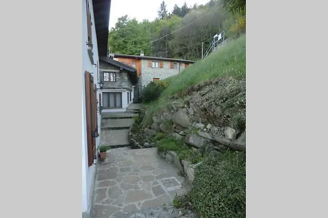 בית נופש הוילה Casasco Intelvi House For Relaxing Holiday
